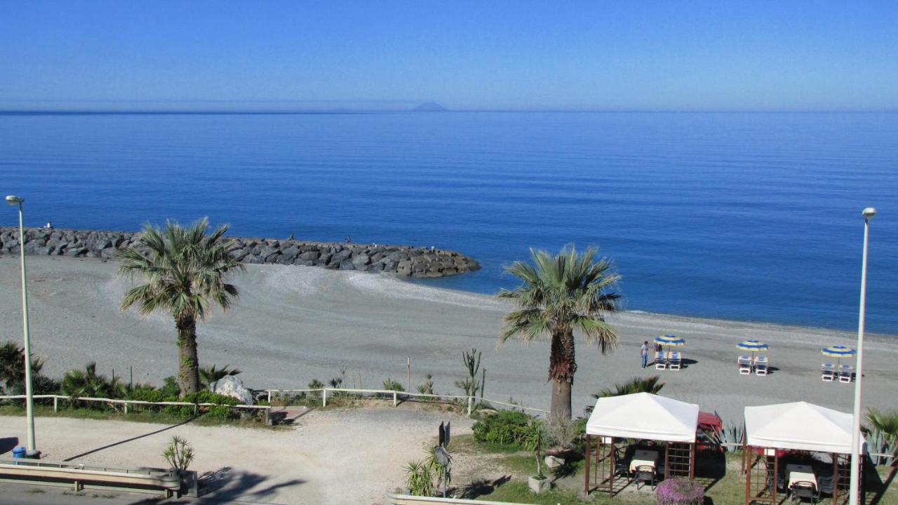 Hotel La Tonnara Amantea Εξωτερικό φωτογραφία