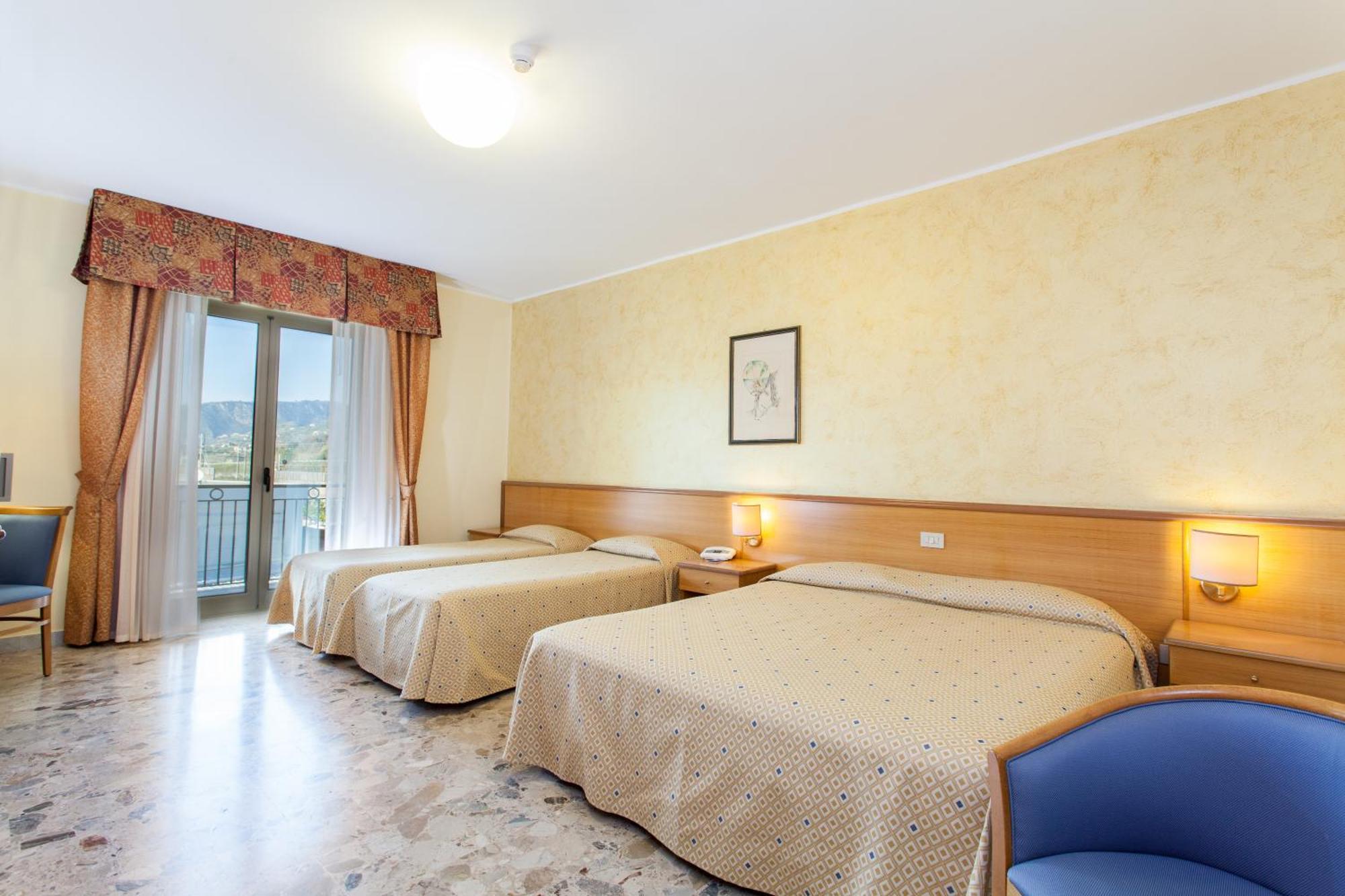 Hotel La Tonnara Amantea Δωμάτιο φωτογραφία