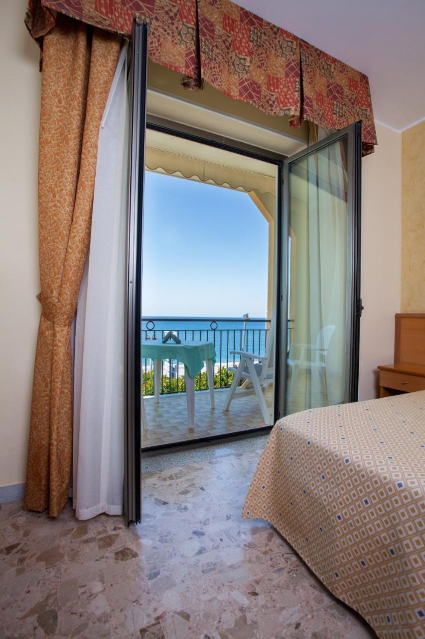 Hotel La Tonnara Amantea Εξωτερικό φωτογραφία
